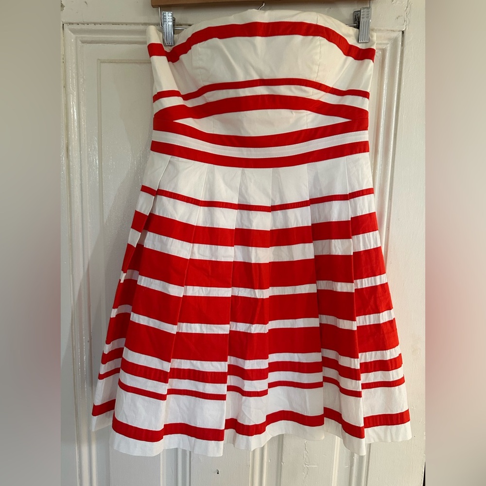 🇺🇸🇺🇸🇺🇸Red and White Striped Fit-and-Flare Dress size L